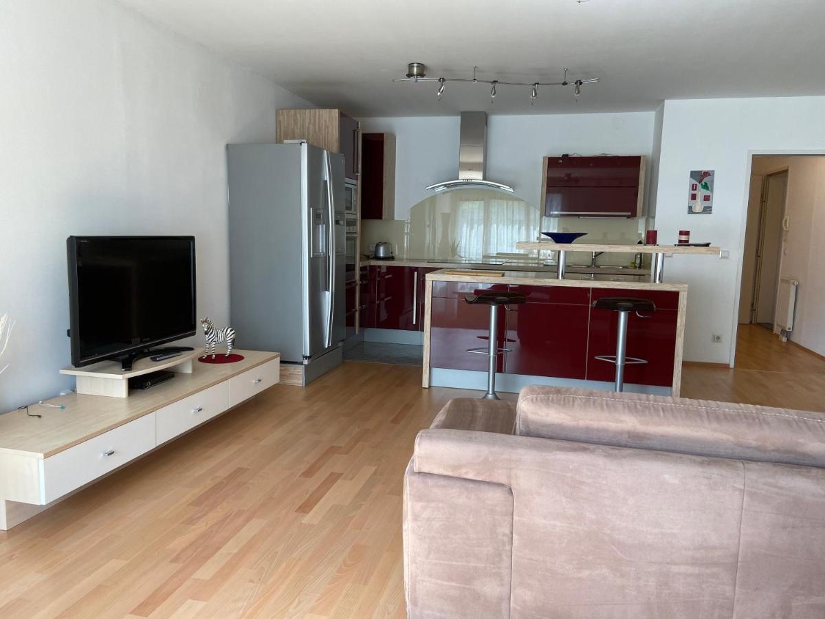 Bright Apartment With A Free Parking Garage @ Wienerberg Екстер'єр фото